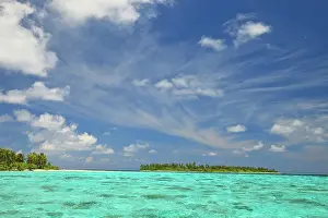 Stuart: View of Funadoo Island from Funadovilligilli
