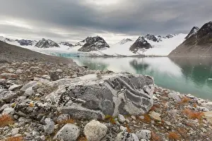 Magdalenefjord: View at glacier Gullybreen - Svalbard - Norway