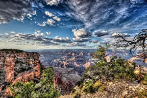 Vista: View of the Grand Canyon from the South Rim