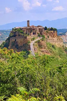 Bagnoregio: View of the hilltop village of Civita di Bagnoregio