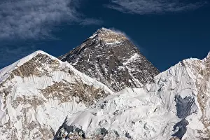 Nepalese: View from Kala Patthar to Mount Everest, 8848 m
