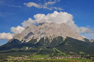 Local: View from Lermoss towards Ehrwald and the Zugspitze