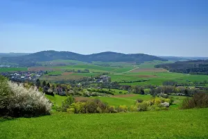Main: View of the Main valley in spring, near Bad Staffelstein