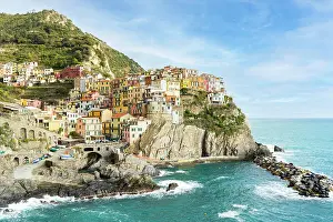 Spezia: View of Manarola village in Cinque Terre, Liguria