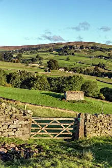 Barn: View to Middlemoor - Nidderdale - Yorkshire - UK