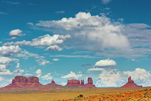 Table: View of Monument Valley, cloudy sky, cloud, sky