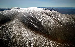 Stirling: View to the summit of Mount Stirling in winter