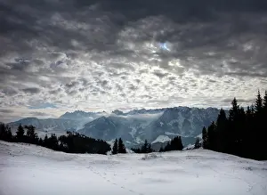 Chiemgau: View of Zahmer and Wilder Kaiser in winter, Dramatic