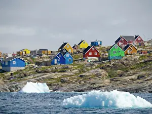 Settlement: Village Saattut in the Uummannaq Fjord, north of the polar