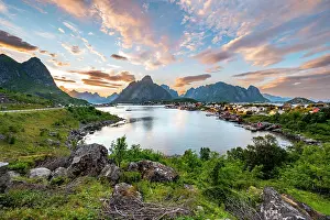 Cabin: Village view of the fishing village Reine, Traditional
