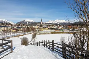 Pilgrimage: Village view with pilgrimage church in winter, Mariapfarr