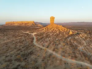 Track: The Vingerklip (rock finger) and the Ugab Valley Terraces are surrounded by thornbush and mopane (Colophospermum mopane)