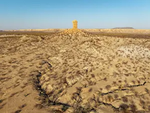 Remote: The Vingerklip (rock finger) and the Ugab Valley Terraces are surrounded by thornbush and mopane (Colophospermum mopane)