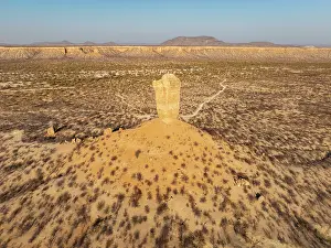 Remote: The Vingerklip (rock finger) and the Ugab Valley Terraces are surrounded by thornbush and mopane (Colophospermum mopane)