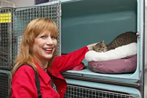 Prevention: Visit a shelter SPA by singer Stone France