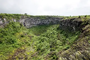 Twins: Volcanic Crater - Los Gemelos (The Twins) - on