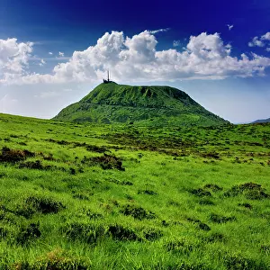 Dome: Volcano Puy de Dome, Regional natural park of Auvergne