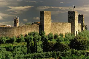Walled: Walled city of Monteriggioni, in the province