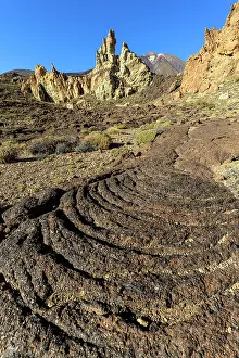 Tops: Washed strings in the caldera of las Canadas del