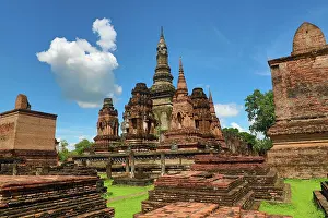 Royal: Wat Mahathat Temple, Royal Sanctuary, Sukhothai, Thailand