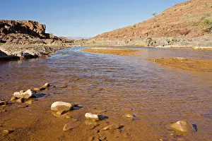 Palmwag: Water in the Desert - Precious water near Palmwag