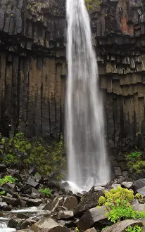 Svartifoss: Waterfall over a basaltformation