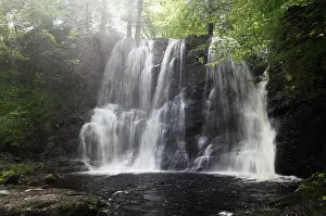 Eire: Waterfall in the Inver river, Glenariff Forest Park