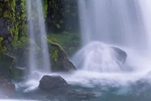 Vesturland: Waterfall, West Iceland, Vesturland, Iceland, Europe