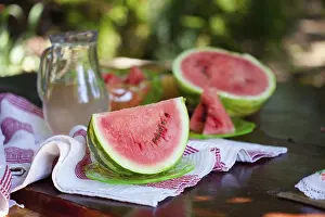 Tender: Watermelon, Citrulus lanatus, Outdoor shot of sliced
