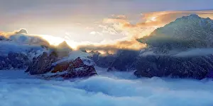 Berchtesgaden: Watzmann east wall and Hunstod at sunset, rising