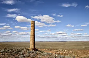 Mines: Waukaringa goldfields (abandoned) north of Yunta