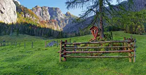 Berchtesgaden: Wayside cross at Obersee, Berchtesgarden National