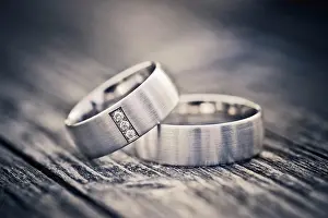 Rings: Wedding rings