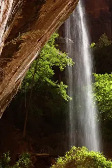 Weeping: Weeping Rock - water is rushing over a sandstone