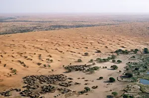 Burkina: West Africa - village & sand dunes