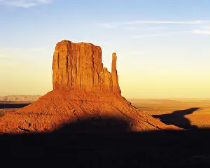 Isolation: West Mitten Butte in the early morning, Monument