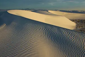 Tularosa: White Sands in the Tularosa Basi