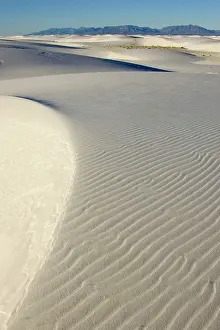 Tularosa: White Sands in the Tularosa Basin