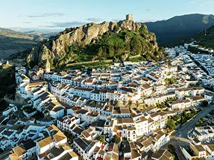 Castle: The White Town of Zahara de la Sierra below a Moorish