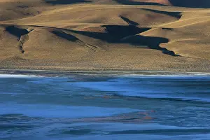 Salar: Wind blowing gusts of salt on the Salar de Chalviri