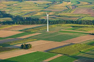 Turbine: Wind turbine in agriculture landscape, fields, Scheer