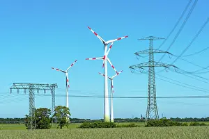 Cable: Wind turbines and power lines in Germany