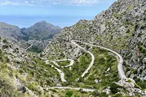 Winding: The winding road from Sa Calobra to Coll dels Re