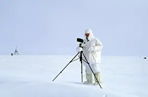 Cameras: Winter camouflage for a wildlife video-shoot for