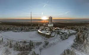 Hessen: Winter landscape with atmospheric sunset