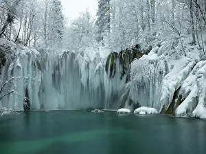 Dalmatia: Winter landscape, waterfall, icicle, Rauracke, national