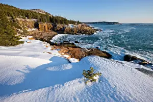 Crashing: A winter morning on the Maine coast in Acadia