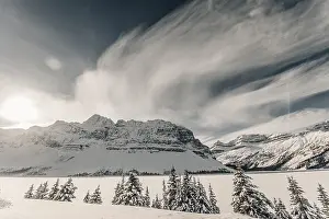 Roads: Winter road trip on the Icefields Parkway with lots of snow and ice
