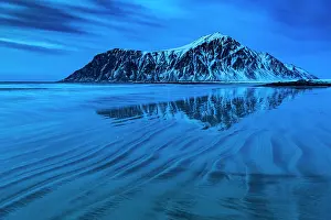 Flakstady: Winter Scandinavian landscape, sea, mountains, snow