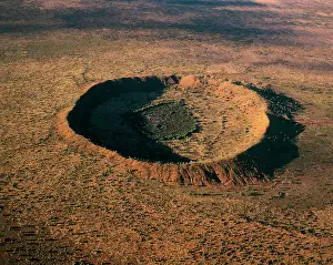 Curves: Wolfe Creek meteor crater